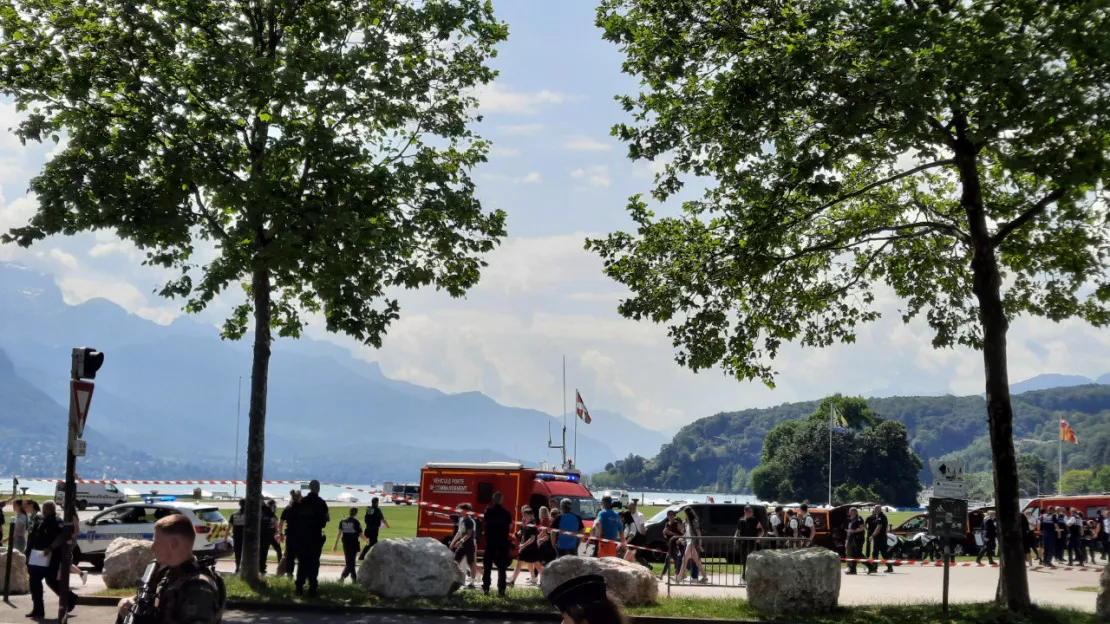 Annecy: les réactions politiques après l'attaque au couteau