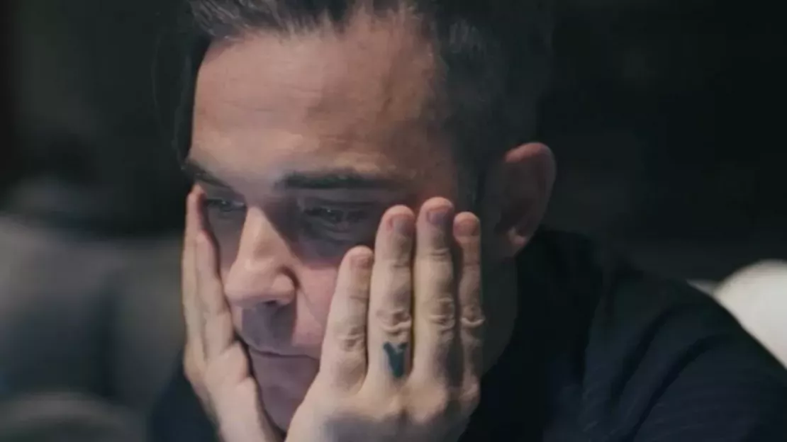Robbie Williams : une fan chute et décède lors de son concert