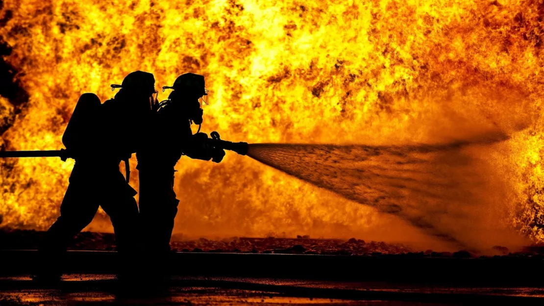 Un important incendie mobilise les pompiers depuis hier soir en Savoie