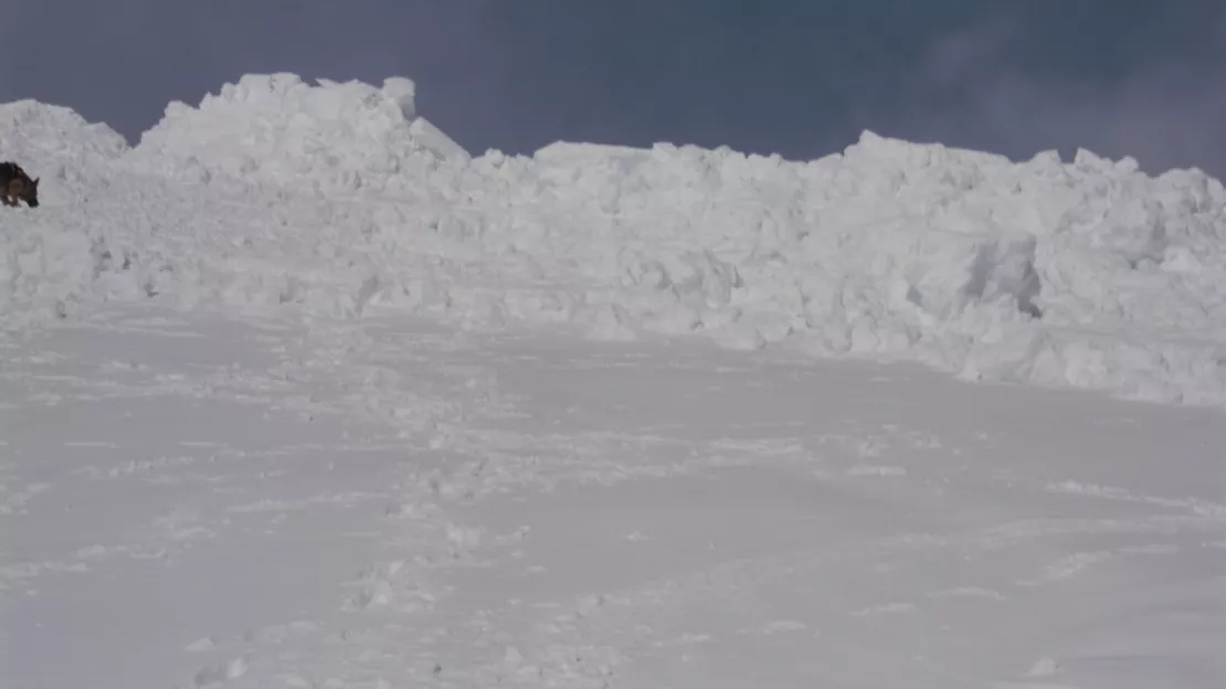 Une avalanche en hors-piste à Val Thorens