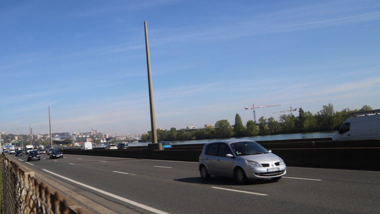 A40 : trois blessés graves après une collision en contresens à Saint-Julien-en-Genevois A40 : trois blessés graves après une collision en contresens à Saint-Julien-en-Genevois