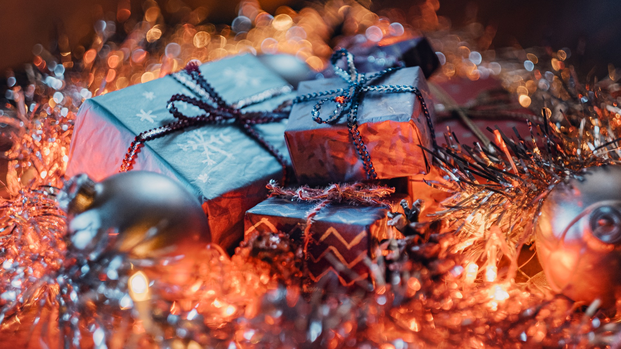 Annecy : La Ville réitère son "Noël partagé" pour permettre aux étudiants de passer les fêtes en famille Annecy : La Ville réitère son "Noël partagé" pour permettre aux étudiants de passer les fêtes en famille