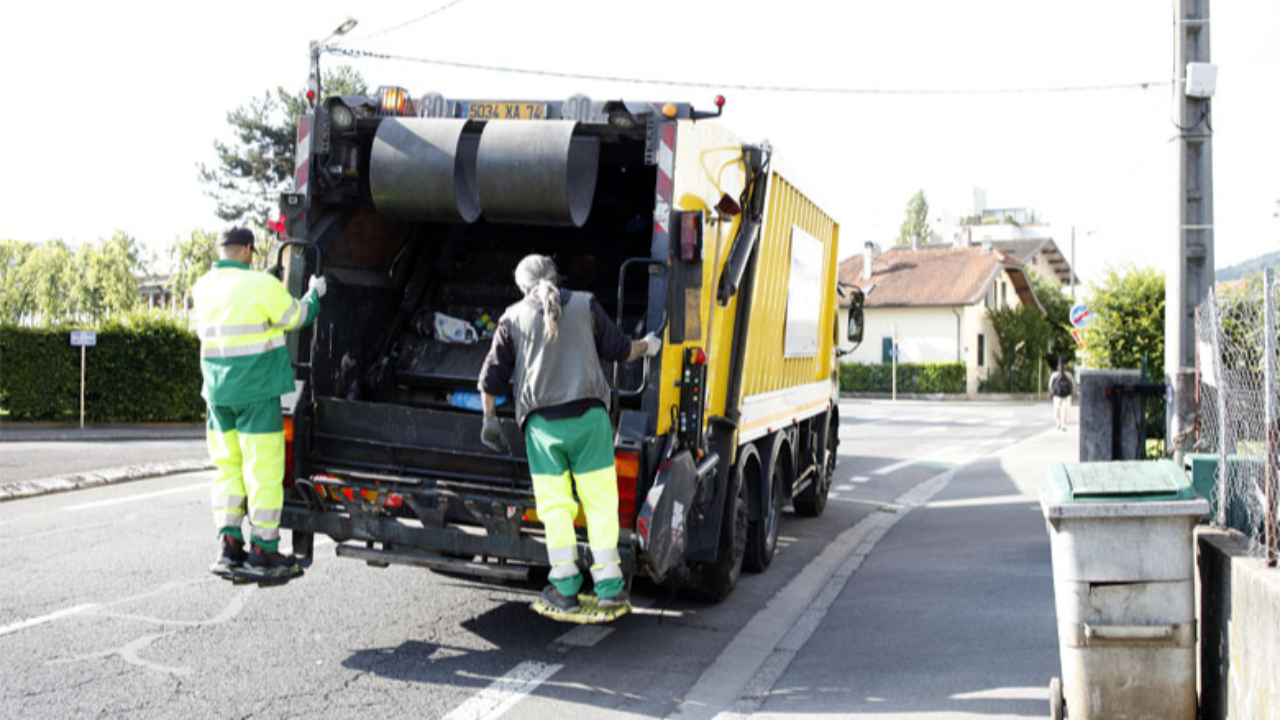 Annemasse Agglo : Les éboueurs ne vont plus distribuer de calendrier Annemasse Agglo : Les éboueurs ne vont plus distribuer de calendrier