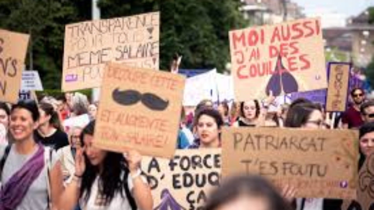 Pays de Savoie : journée pour le droit des femmes ce vendredi Pays de Savoie : journée pour le droit des femmes ce vendredi