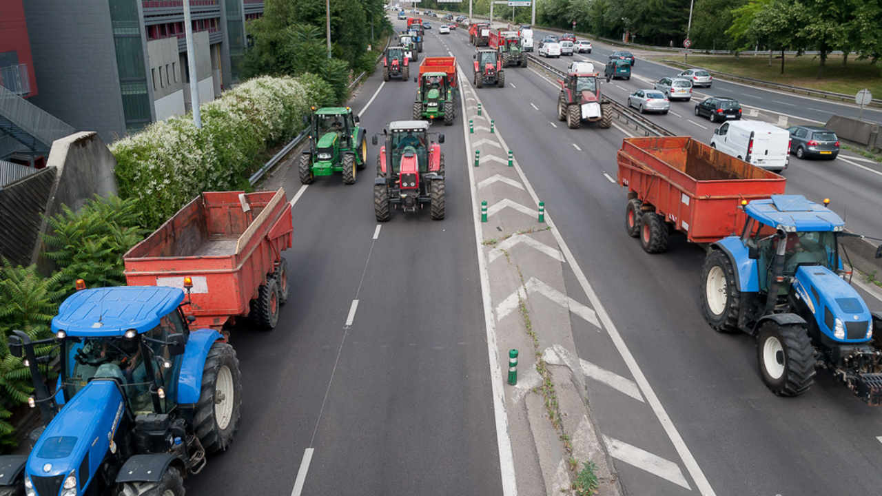 Crise agricole: la confédération paysanne va bloquer un péage haut-savoyard Crise agricole: la confédération paysanne va bloquer un péage haut-savoyard