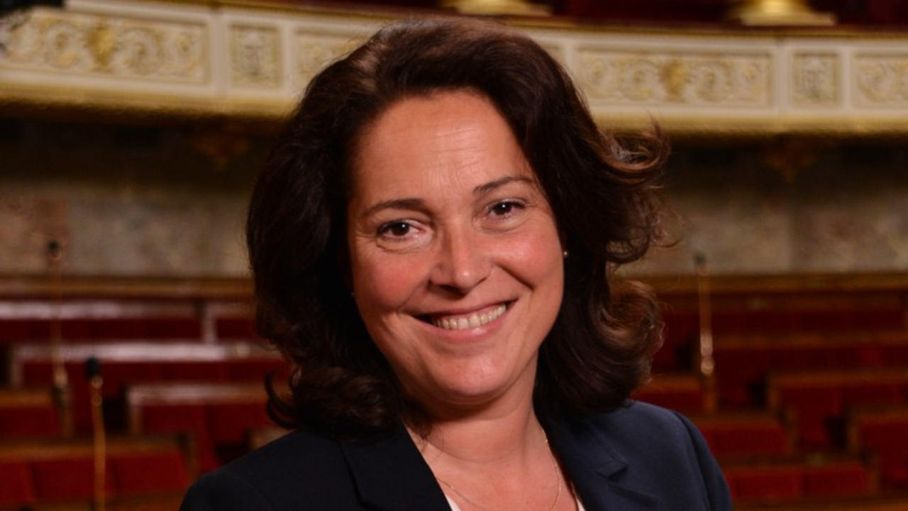 Des élus locaux signent une tribune dans le journal du Dimanche