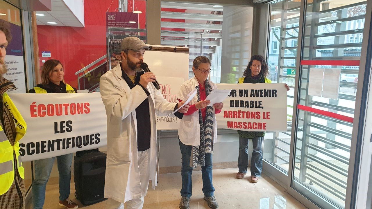 Des militants d'ANV Cop-21 mobilisés Des militants d'ANV Cop-21 mobilisés