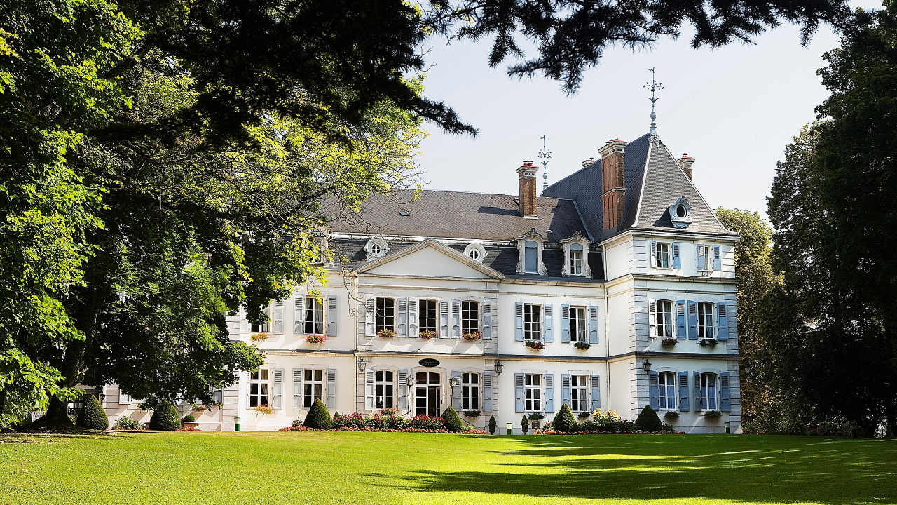 Divonne-les-Bains : le projet d’hôtel cinq étoiles pour le Château abandonné Divonne-les-Bains : le projet d’hôtel cinq étoiles pour le Château abandonné