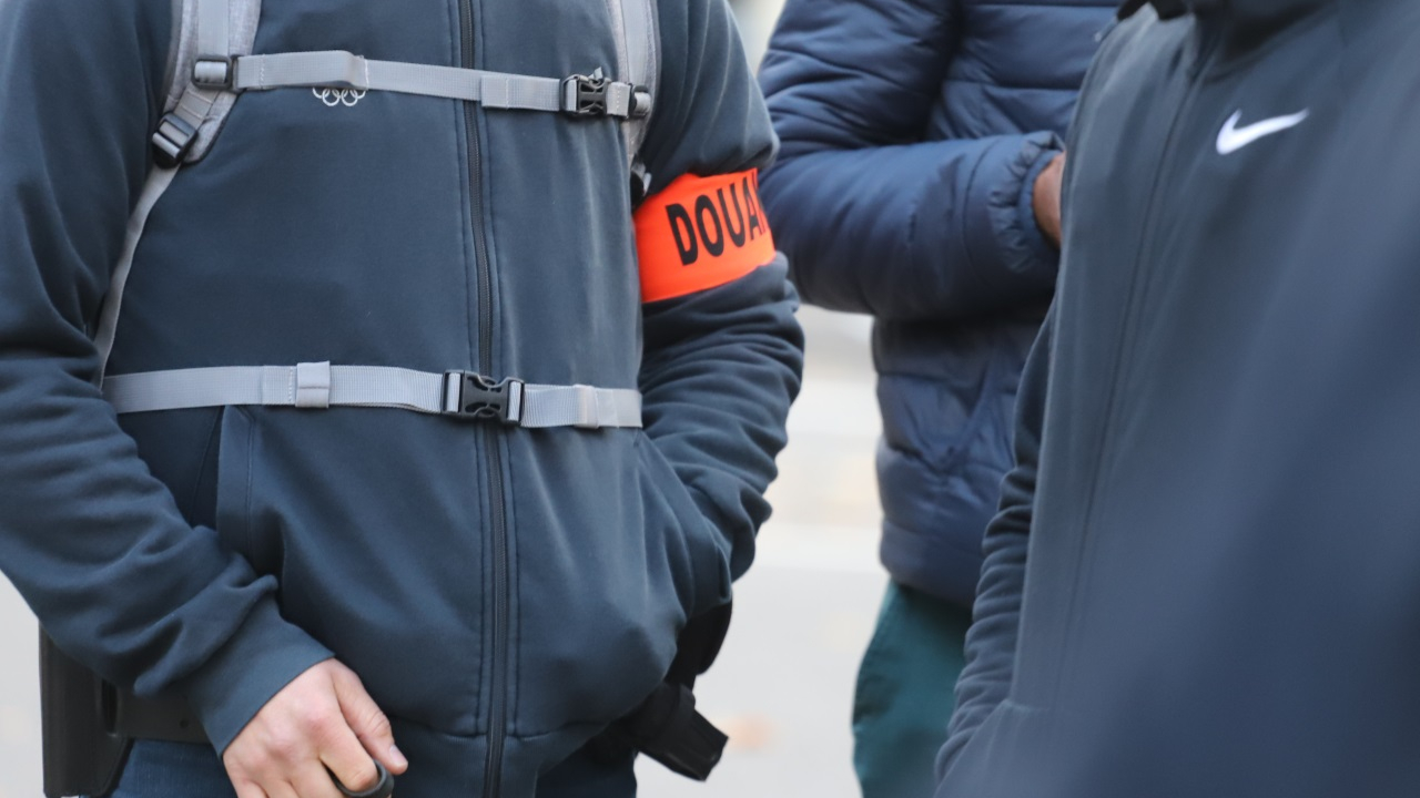 Douane de Bardonnex : près de 300 grammes de cocaïne découverts lors de deux contrôles Douane de Bardonnex : près de 300 grammes de cocaïne découverts lors de deux contrôles