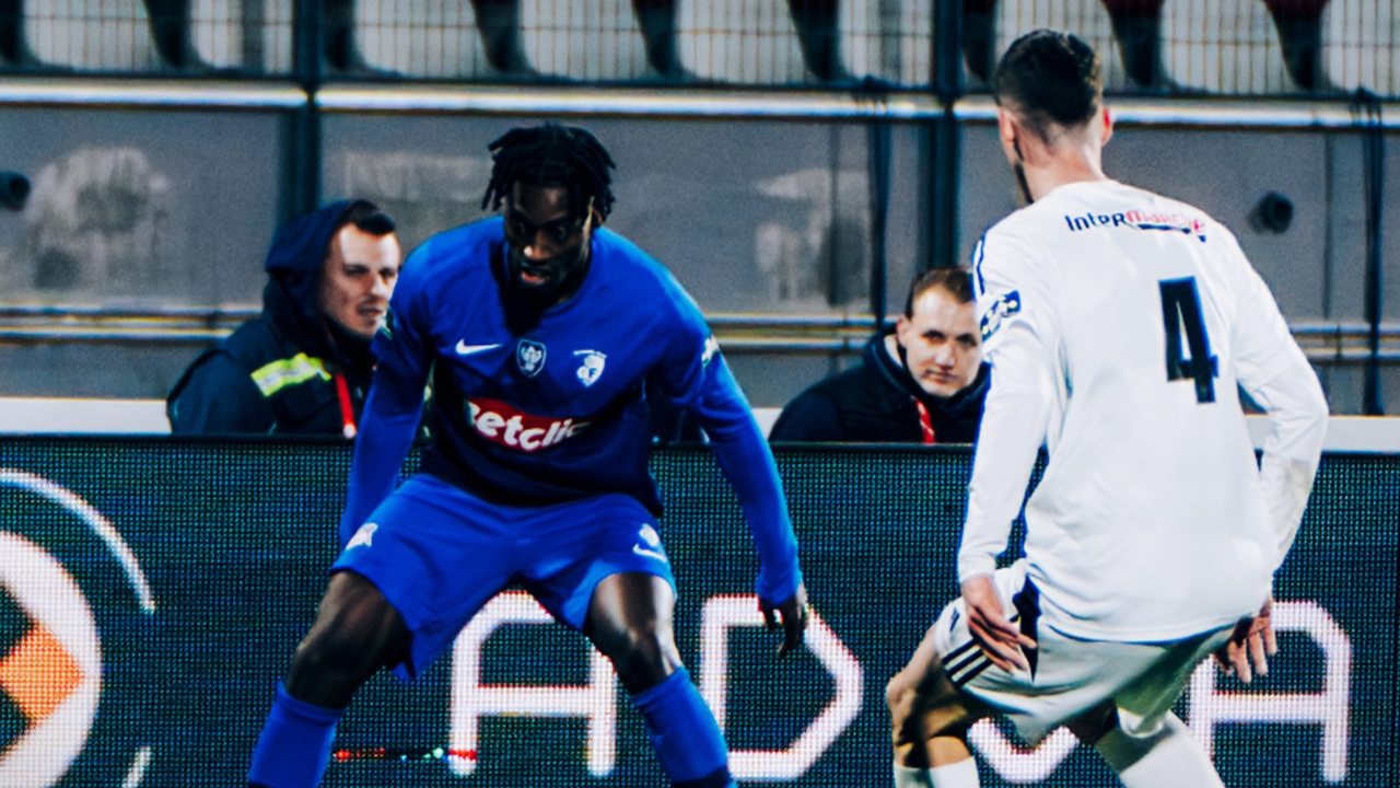 En infériorité numérique, Annecy s’écroule à domicile face à Grenoble et est éliminé de Coupe de France En infériorité numérique, Annecy s’écroule à domicile face à Grenoble et est éliminé de Coupe de France