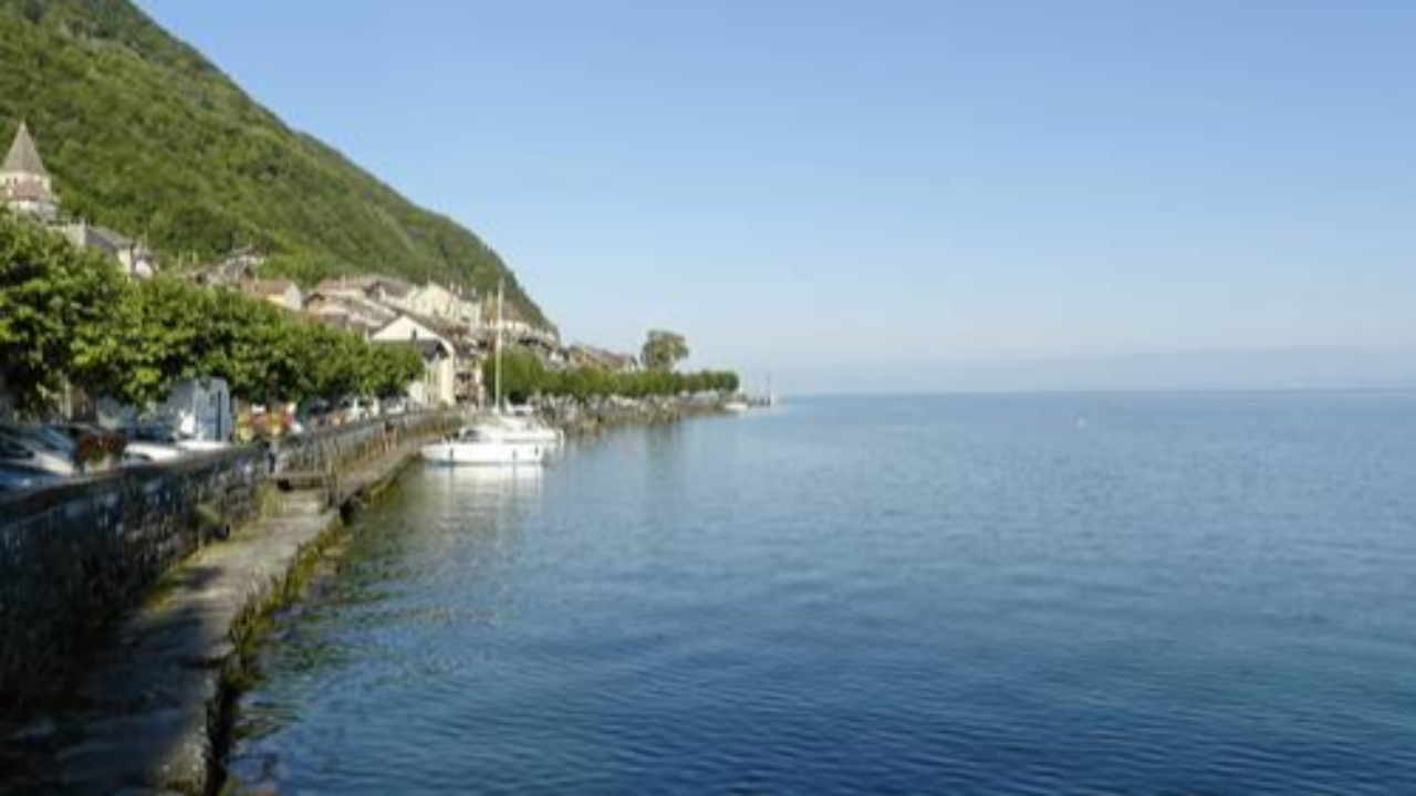 Haute-Savoie : La plus ancienne baleini&egrave;re du L&eacute;man gagne un concours pour sa restauration
