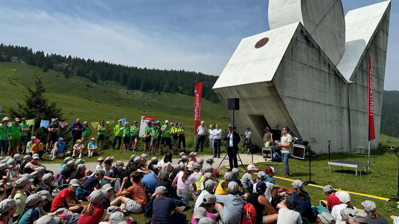 Haute-Savoie : Près de 2000 élèves à la Rando Glières