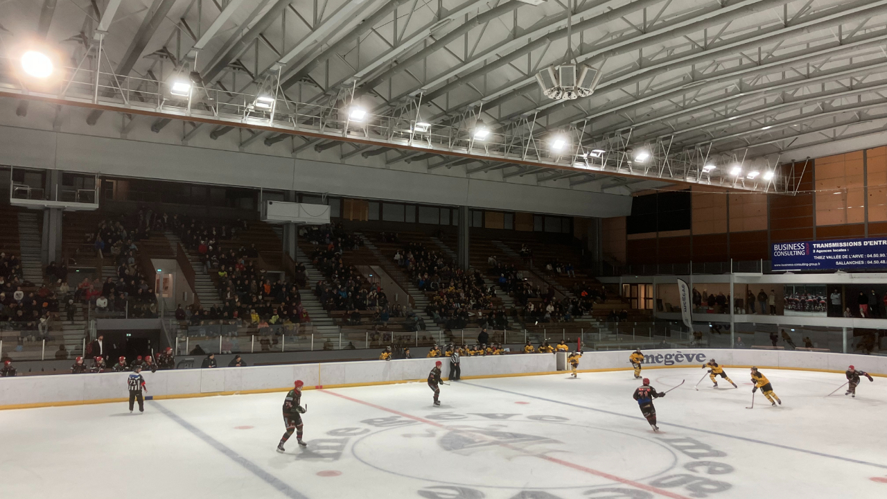 Hockey sur glace : Mont-Blanc remporte le derby des deux Savoie