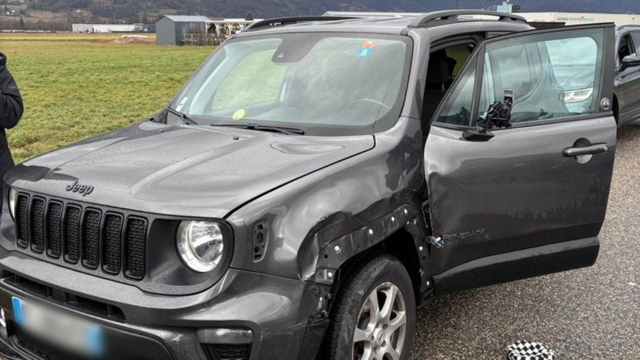 Ivre, elle parcourt 10 km à contresens sur l'A40 : elle échappe de justesse au drame, pas à la justice Ivre, elle parcourt 10 km à contresens sur l'A40 : elle échappe de justesse au drame, pas à la justice