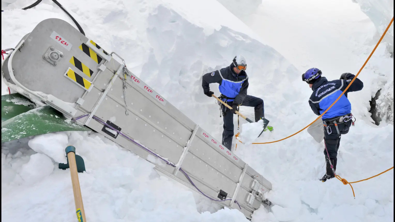 La Clusaz : un skieur récupéré sain et sauf après s’être retrouvé bloqué au-dessus de falaises en hors-piste La Clusaz : un skieur récupéré sain et sauf après s’être retrouvé bloqué au-dessus de falaises en hors-piste