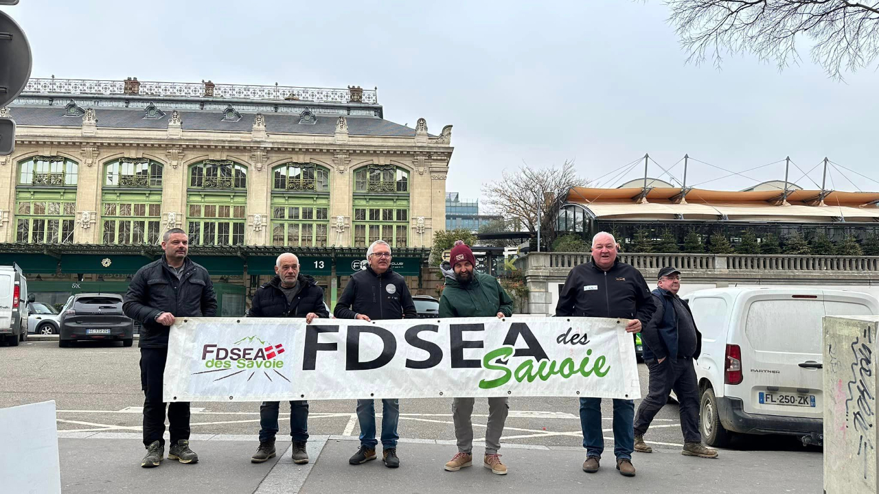 La Fdsea des Savoie au soutien d’une exploitante agricole La Fdsea des Savoie au soutien d’une exploitante agricole