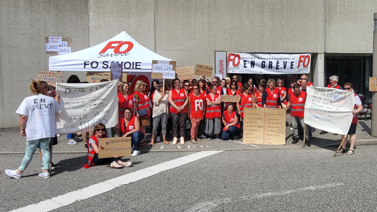 La grève se poursuit au sein des laboratoires du bassin chambérien La grève se poursuit au sein des laboratoires du bassin chambérien