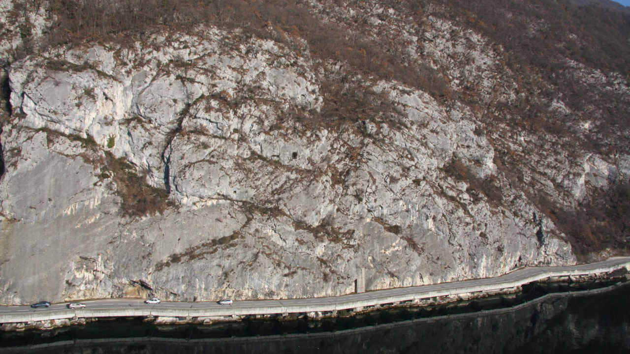 La réouverture de la route à Brison-Saint-Innocent encore décalée La réouverture de la route à Brison-Saint-Innocent encore décalée