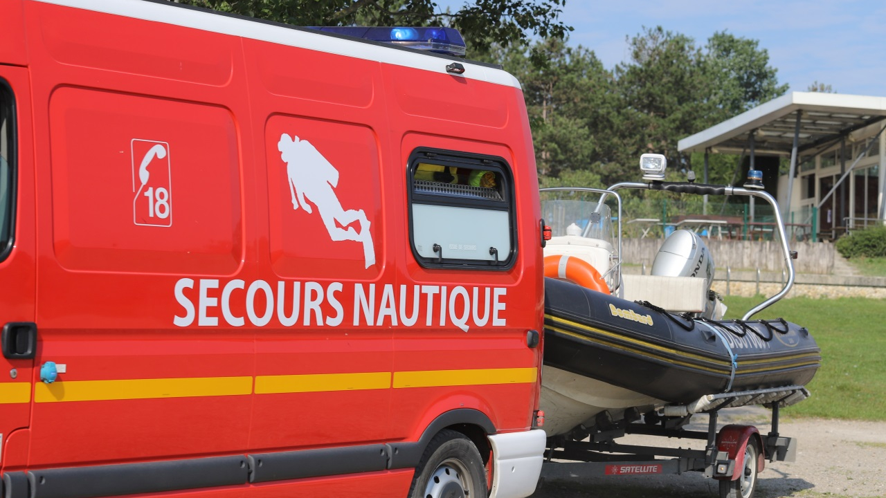 Lac d’Annecy : un jeune homme de 25 ans meurt noyé au large de Veyrier-du-Lac Lac d’Annecy : un jeune homme de 25 ans meurt noyé au large de Veyrier-du-Lac