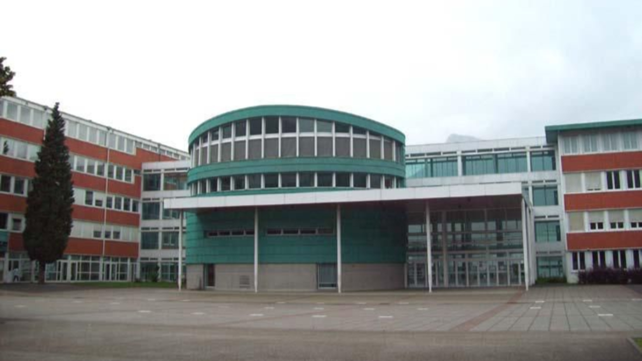 Le collège De Gaulle à Cluses marqué par une action « collège mort »