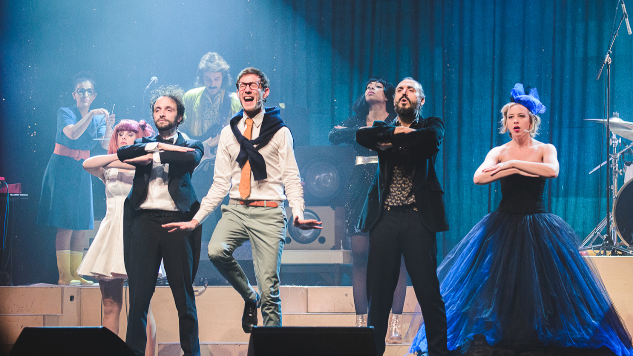 Les Franglaises à Annecy ce jeudi : à mi-chemin entre l’absurde anglais et la comédie musicale américaine