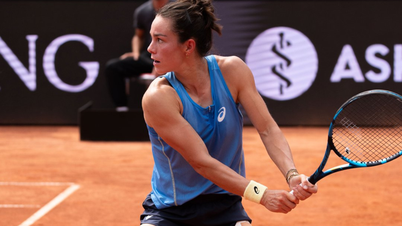 Loïs Boisson décroche son premier titre WTA et entre dans le top 50 mondial Loïs Boisson décroche son premier titre WTA et entre dans le top 50 mondial