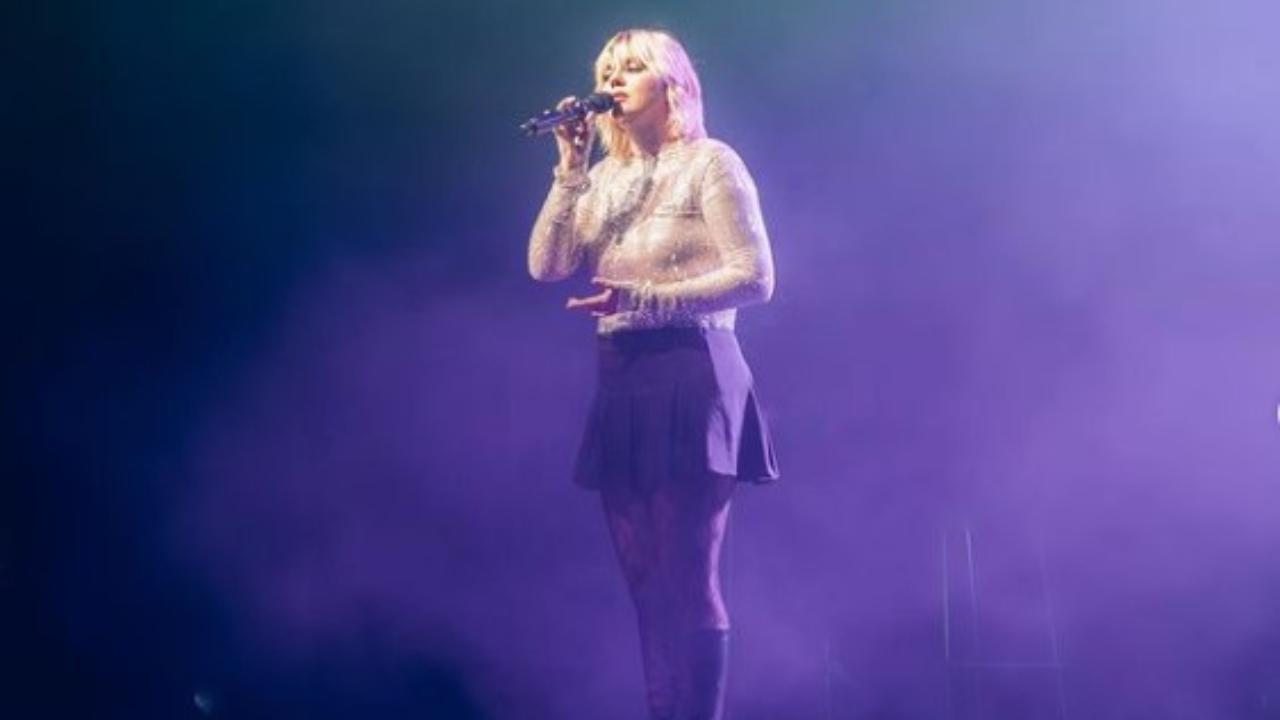 Louane fêtera ses 10 ans de carrière avec une grande tournée !