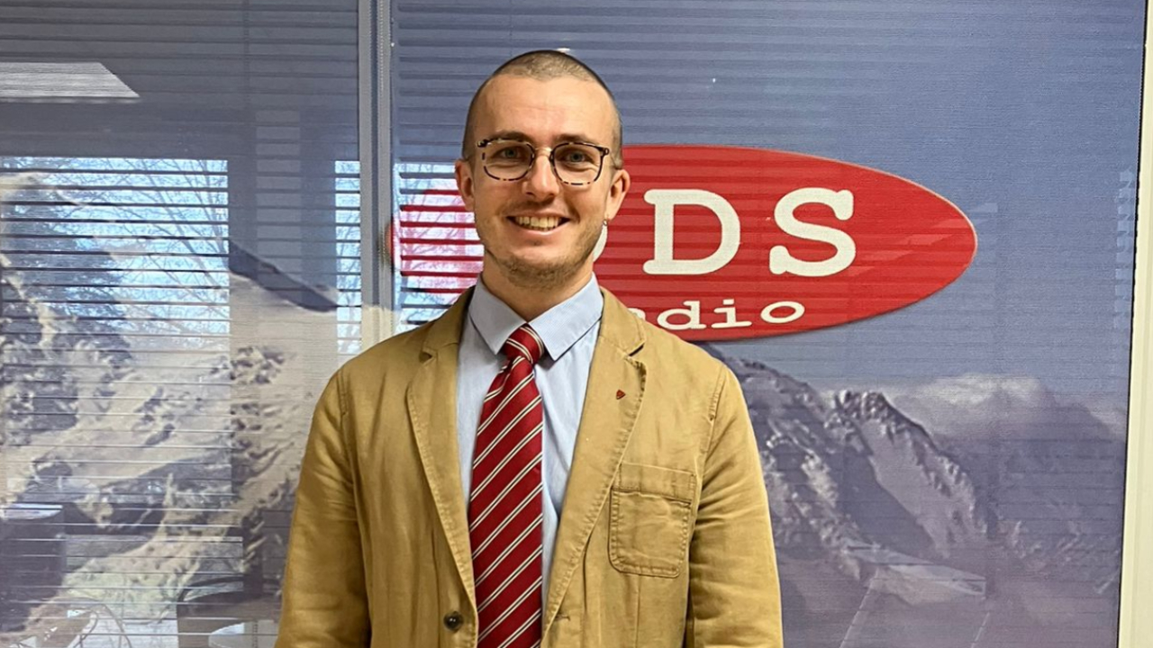 Municipales à Annecy : Loger les sans abris, cantines et bus gratuits, les projets de Vincent Drême (LFI) Municipales à Annecy : Loger les sans abris, cantines et bus gratuits, les projets de Vincent Drême (LFI)