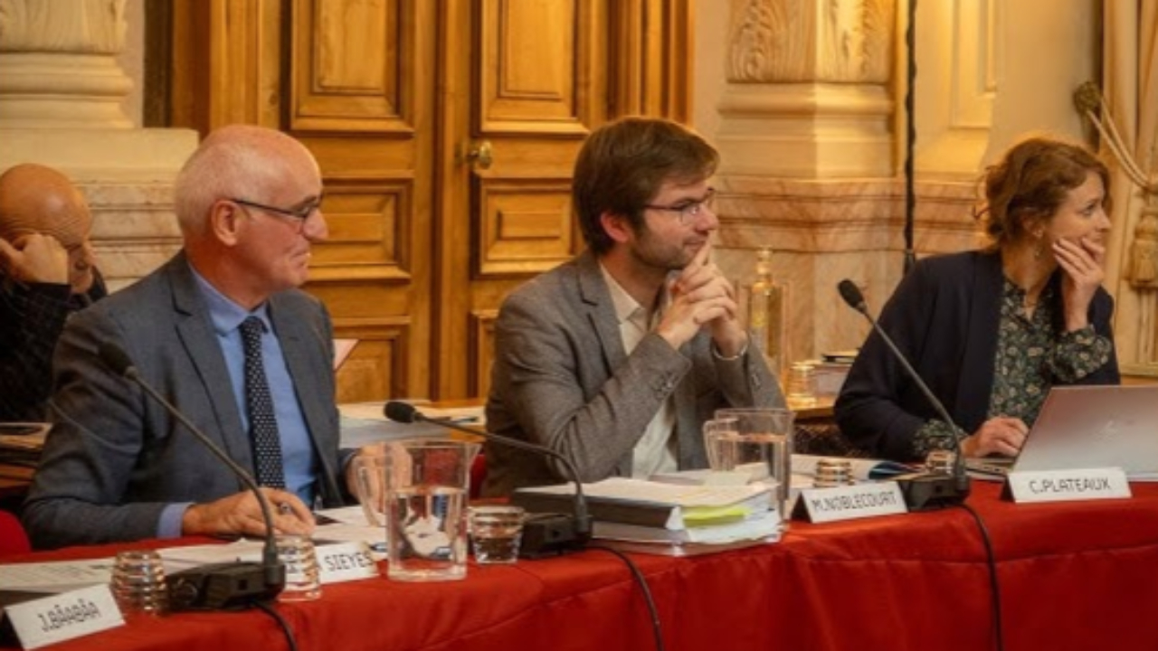Municipales &agrave; Chamb&eacute;ry : l&rsquo;opposition d&eacute;nonce une "crise de gouvernance" apr&egrave;s la dissidence annonc&eacute;e d&rsquo;adjointes de Thierry Repentin