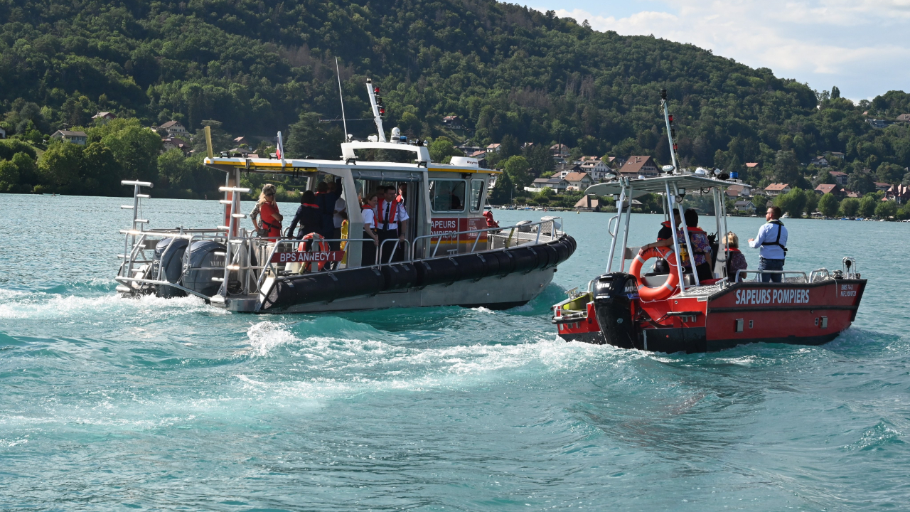 Nouvelle noyade dans le lac d'Annecy : la victime a sauté d'un bateau alors qu'elle ne savait pas nager