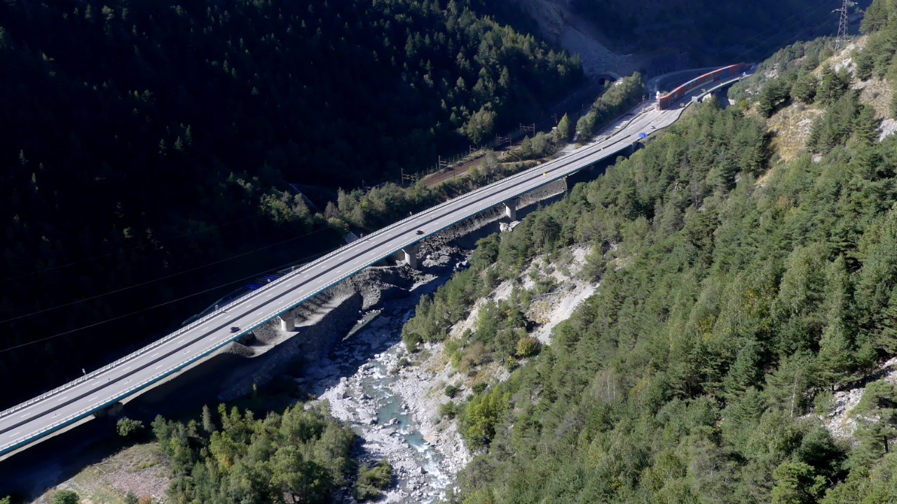 Suite à l’éboulement de la RN 90 en Savoie