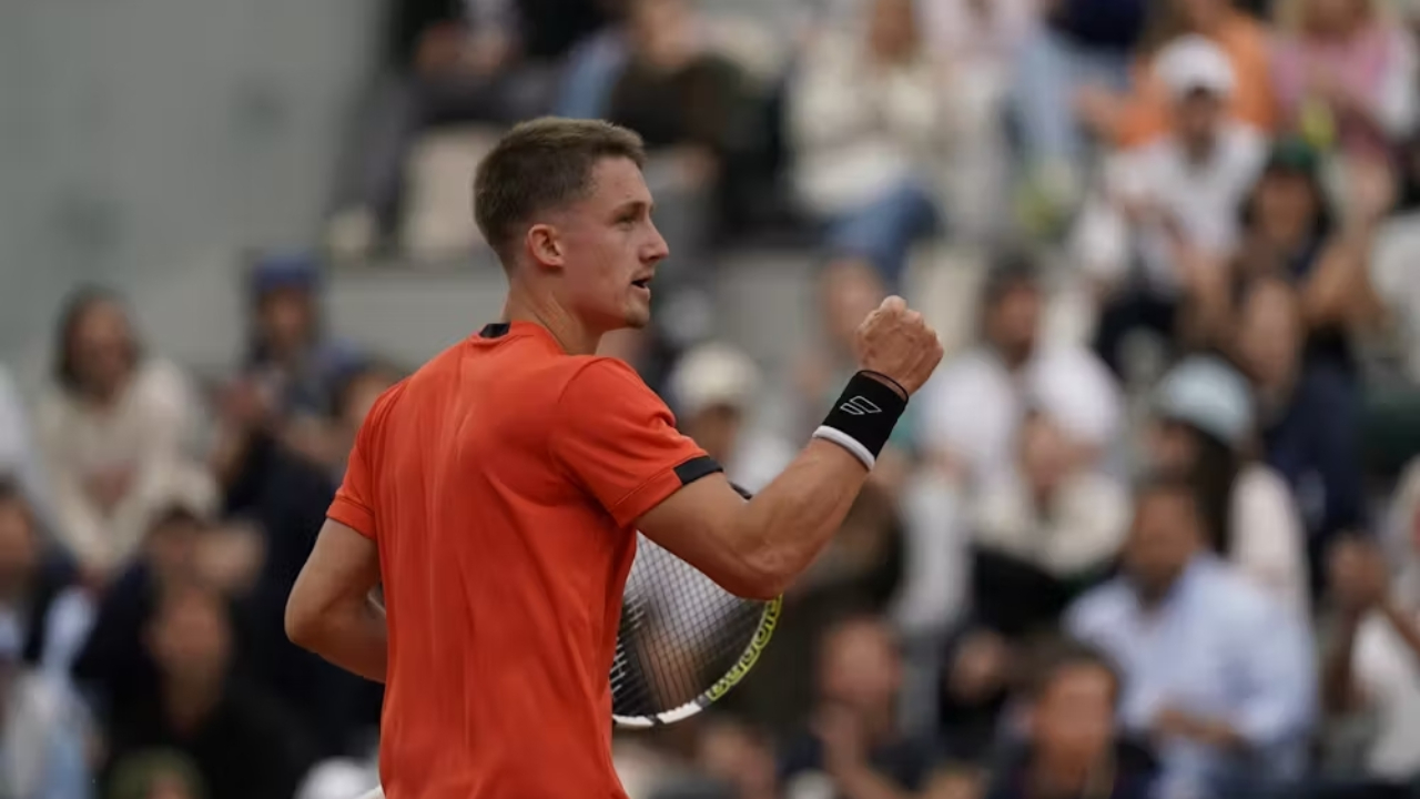 Tennis : Le Haut-Savoyard Ugo Blanchet décroche sa première victoire en Grand Chelem