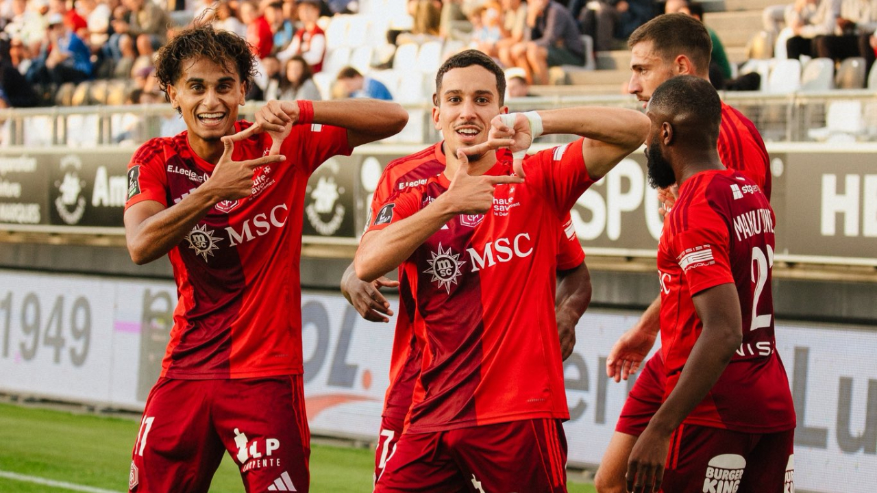 Un coup-franc pour lancer la saison d'Annecy, vainqueur à Amiens (0-1) Un coup-franc pour lancer la saison d'Annecy, vainqueur à Amiens (0-1)