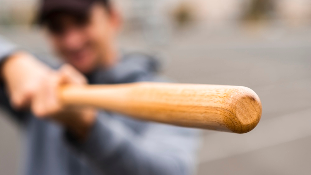 Un jeune lynché à coups de batte de baseball à Annemasse Un jeune lynché à coups de batte de baseball à Annemasse