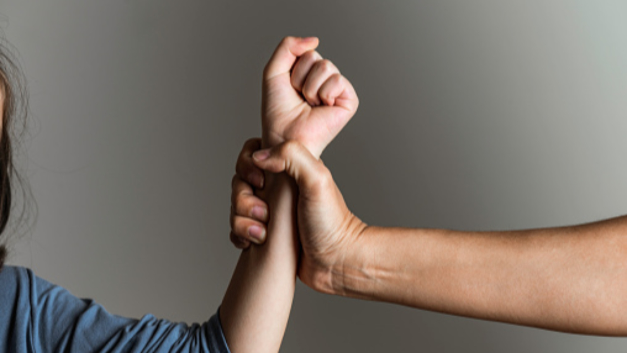 Un protocole lié aux violences conjugales signé en Haute-Savoie Un protocole lié aux violences conjugales signé en Haute-Savoie