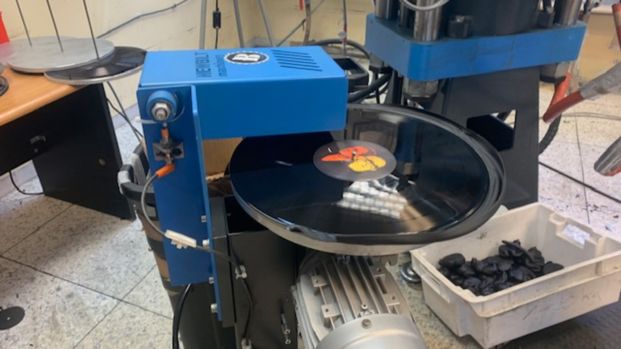 Une manufacture de vinyles à Seynod