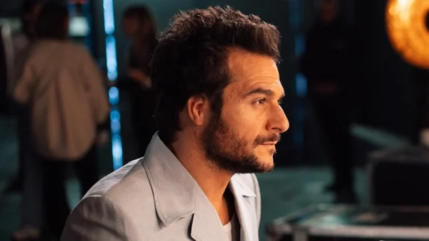 Amir brise le silence sur le décès de sa maman