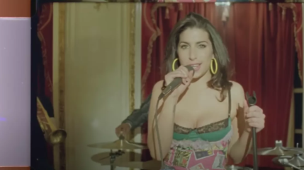 Amy Winehouse : des images d'archives dévoilées dans un clip !