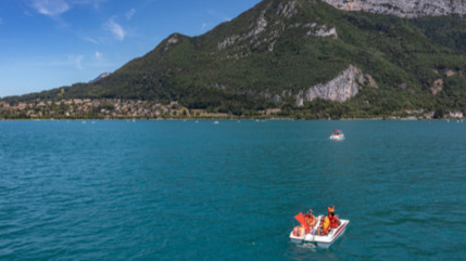 Annecy : quatre jeunes touristes sauvent un homme de la noyade