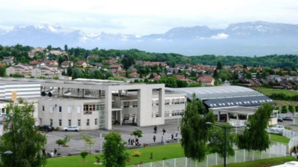 Annemasse : des tirs de feux d’artifice visent une professeure d’un lycée Annemasse : des tirs de feux d’artifice visent une professeure d’un lycée