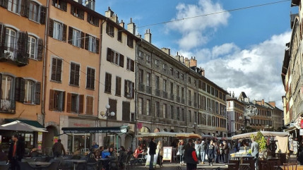 Chamb&eacute;ry : apr&egrave;s les commerces vandalis&eacute;s, l'Union des commer&ccedil;ants r&eacute;clame des garanties de s&eacute;curit&eacute;