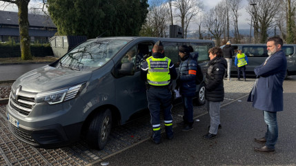 Chambéry : Plus de 50 infractions des taxis, VTC et cars Chambéry : Plus de 50 infractions des taxis, VTC et cars