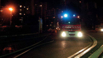 Chamb&eacute;ry : une voiture en feu, les flammes gagnent une habitation &agrave; la Cassine