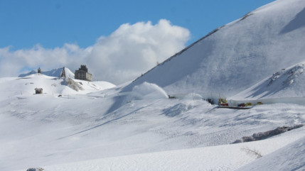 Col du Petit-Saint-Bernard : L'ouverture repouss&eacute;e pour des risques d'avalanches