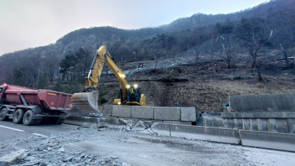Eboulement RN 90: réouverture sur deux voies depuis 13h55 ce vendredi Eboulement RN 90: réouverture sur deux voies depuis 13h55 ce vendredi