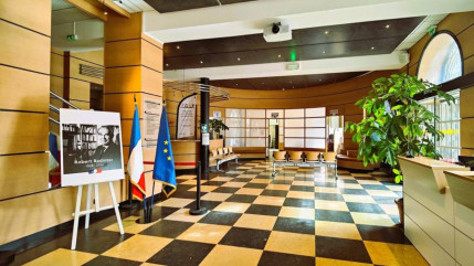 Hommage à Robert Badinter en Pays de Savoie