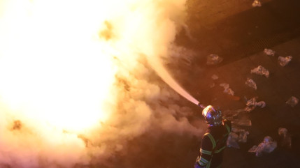 Incendie à Annecy : un tabac-presse ravagé par les flammes dans la nuit