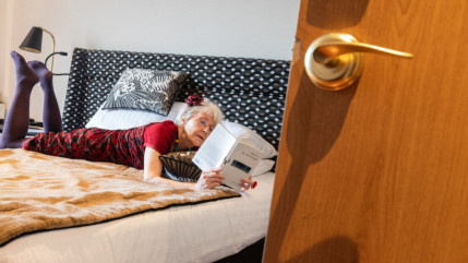"La nuit, quand on voit des lumi&egrave;res allum&eacute;es, on s'imagine des choses" : A Annecy, des sc&egrave;nes de th&eacute;&acirc;tre se d&eacute;roulent dans un h&ocirc;tel