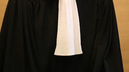 Le routier était mort brûlé dans son camion : le patron de l'entreprise de transports jugé à Annecy Le routier était mort brûlé dans son camion : le patron de l'entreprise de transports jugé à Annecy