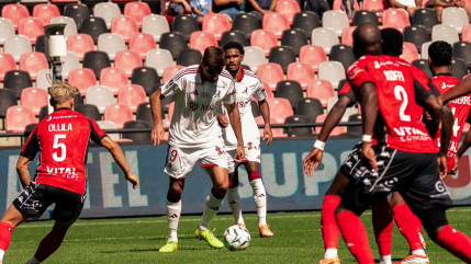 Ligue 2 : Annecy renvers&eacute; en quatre minutes &agrave; Guingamp